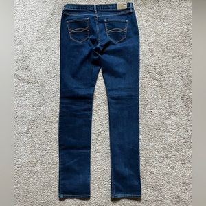 Abercrombie and fitch stretch straight fit